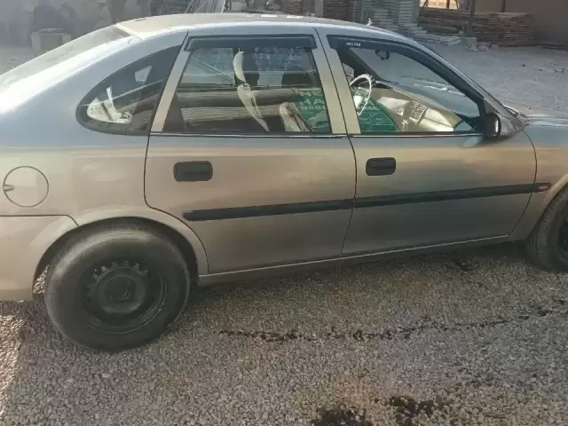Opel Vectra B, 1997 1, avtobaza.tj Opel Vectra B, 1997 1, avtobaza.tj