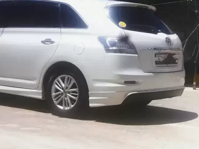 Toyota Mark X ZiO, 2008 1, avtobaza.tj