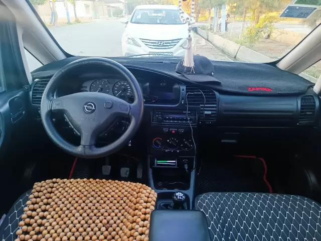 Opel Zafira 1, avtobaza.tj