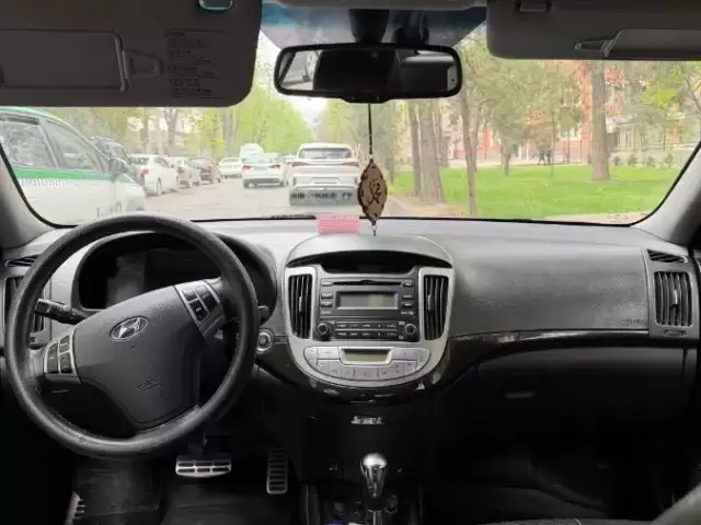 Hyundai Avante, 2009 1, avtobaza.tj