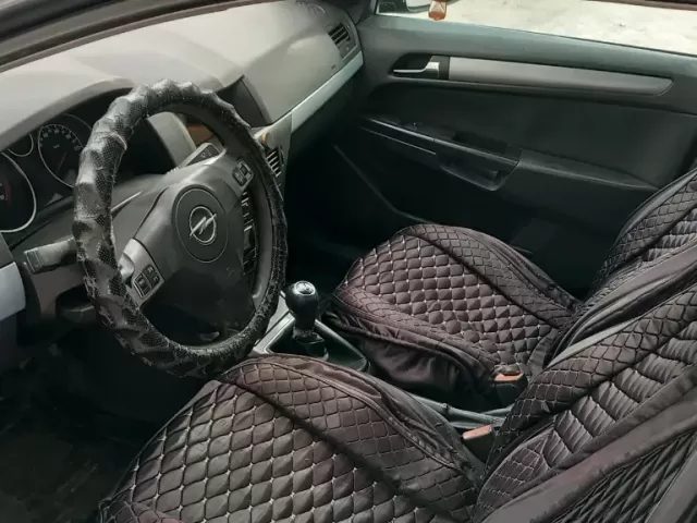 Opel Astra H, 2004 1, avtobaza.tj