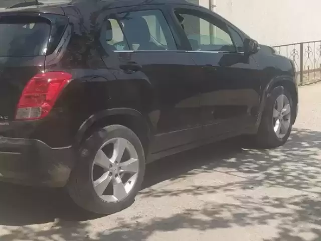 Chevrolet Tracker, 2014 1, avtobaza.tj
