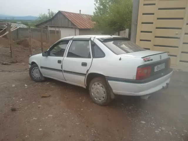 Opel Vectra A, 1990 1, avtobaza.tj