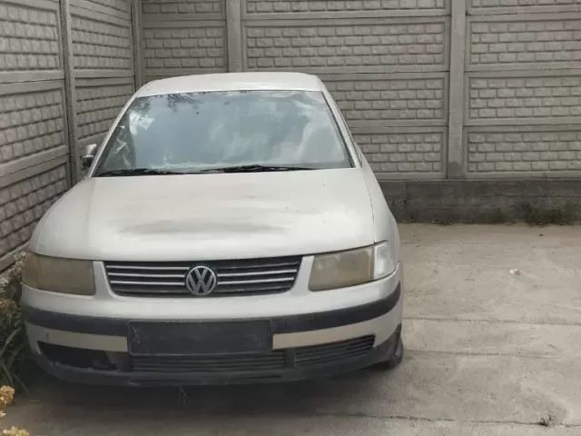 Volkswagen Passat 1, avtobaza.tj