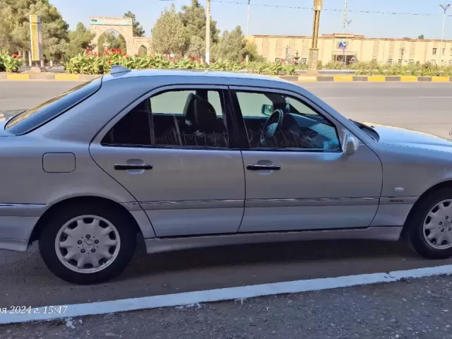 Mercedes-Benz C class, 2000 1, avtobaza.tj