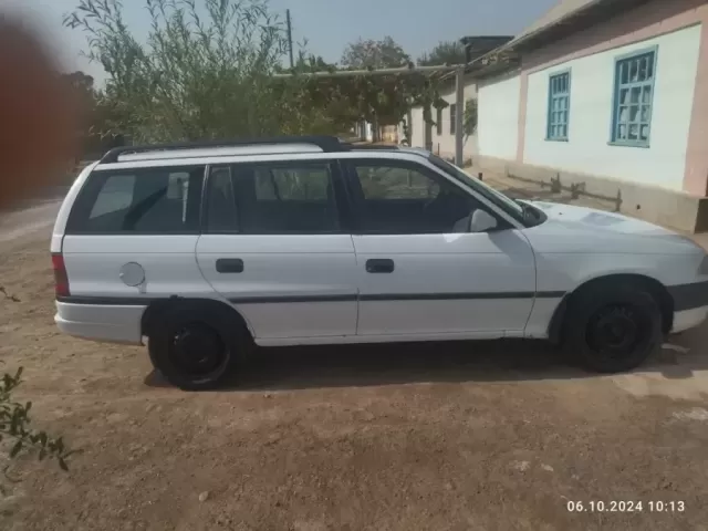 Opel Astra F 1, avtobaza.tj