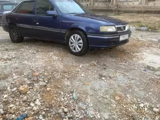 Opel Vectra A, 1993 1, avtobaza.tj Opel Vectra A, 1993 1, avtobaza.tj