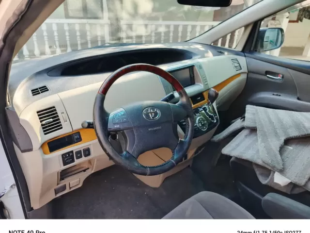 Toyota Estima, 2010 1, avtobaza.tj