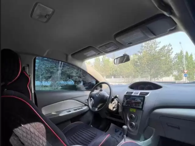 Toyota Belta 1, avtobaza.tj Toyota Belta 1, avtobaza.tj