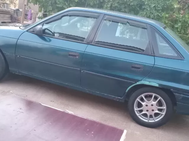 Opel Astra F 1, avtobaza.tj