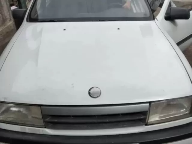 Opel Vectra B 1, avtobaza.tj