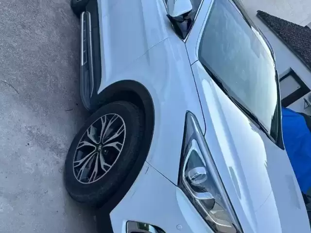 Hyundai Santa Fe, 2017 1, avtobaza.tj
