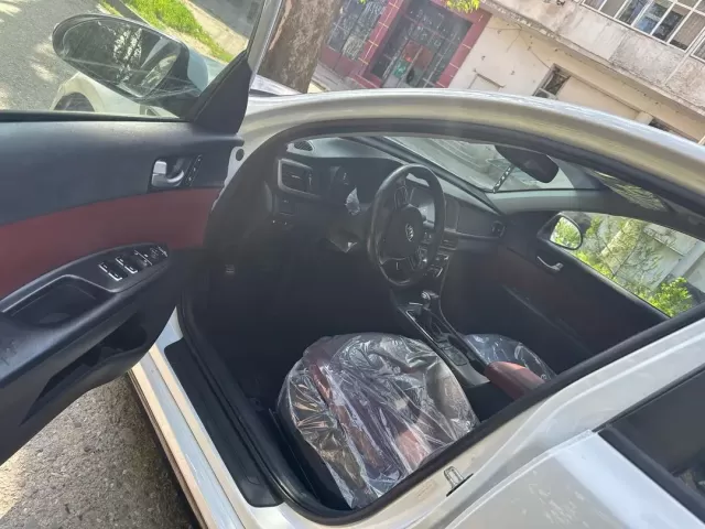 Kia Optima, 2017 1, avtobaza.tj