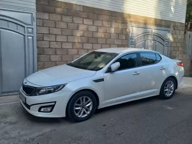 Kia K5, 2015 1, avtobaza.tj