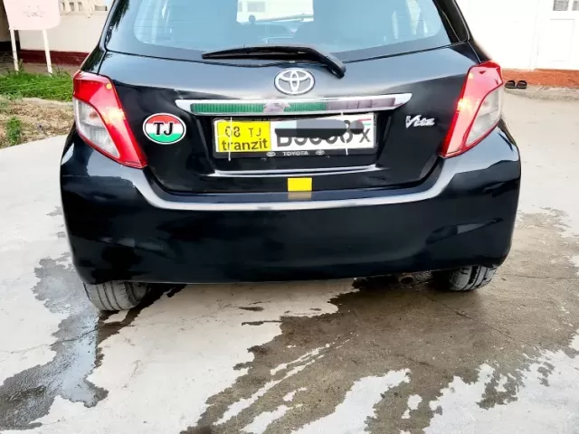 Toyota Vitz, 2011 1, avtobaza.tj