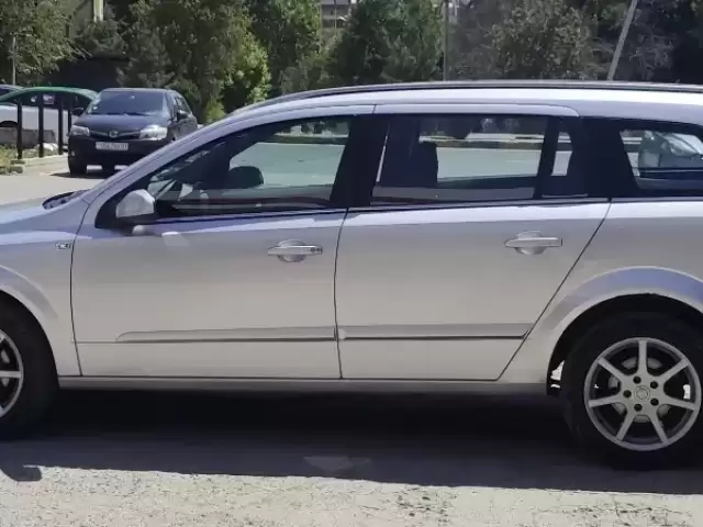Opel Astra H, 2006 1, avtobaza.tj