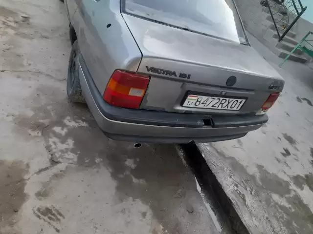Opel Vectra A, 1992 1, avtobaza.tj Opel Vectra A, 1992 1, avtobaza.tj