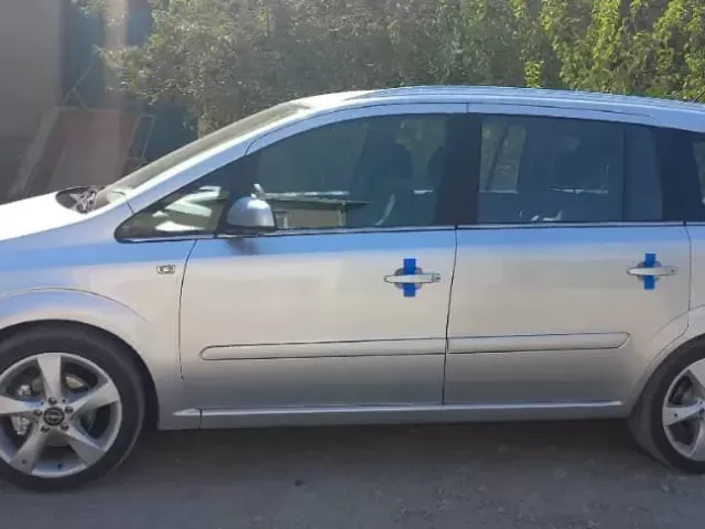 Opel Zafira 1, avtobaza.tj