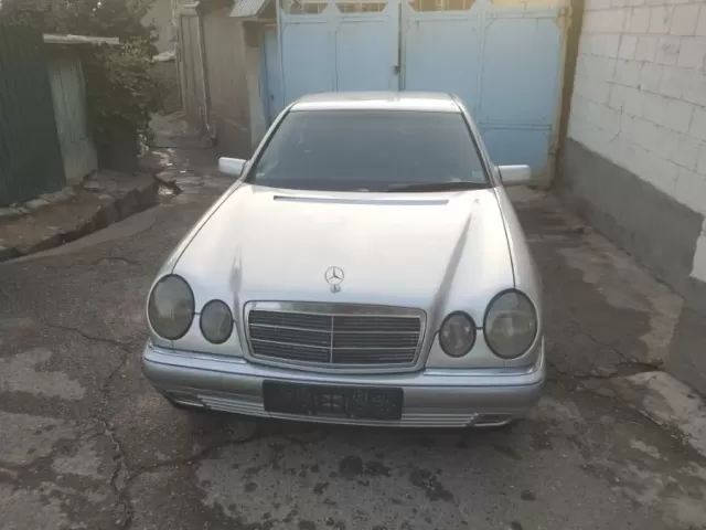 Mercedes-Benz E class 1, avtobaza.tj