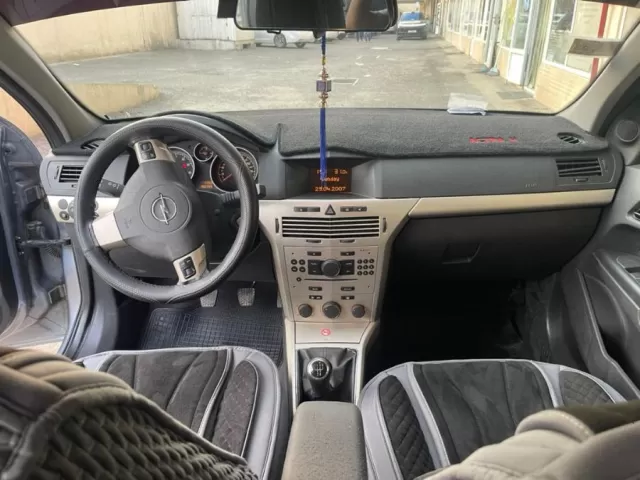 Opel Astra H 1, avtobaza.tj