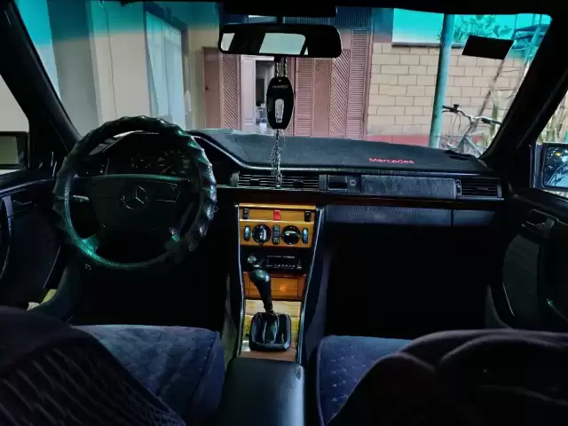 Mercedes-Benz W124, 1992 1, avtobaza.tj