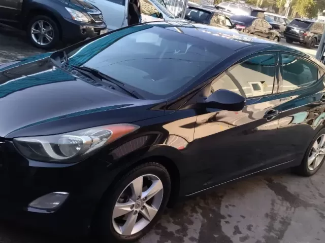 Hyundai Elantra 1, avtobaza.tj