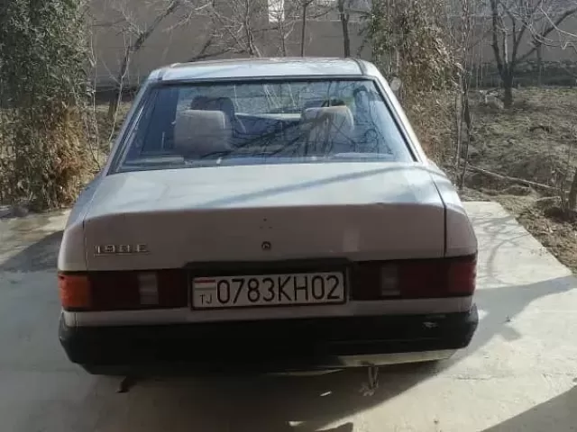 Mercedes-Benz W201, 1988 1, avtobaza.tj