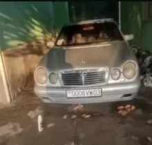 Mercedes-Benz E class, 1998 в Душанбе