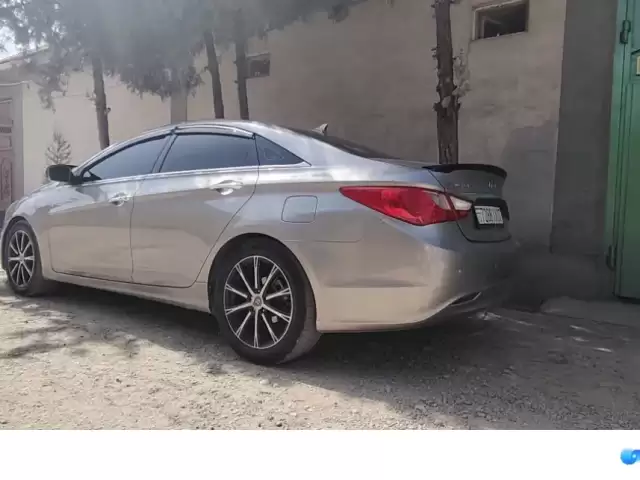 Hyundai Sonata, 2010 1, avtobaza.tj