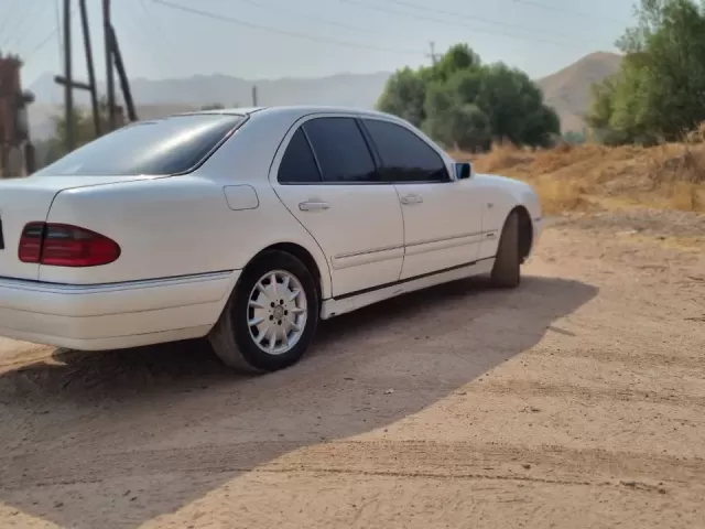 Mercedes-Benz E class, 1999 1, avtobaza.tj