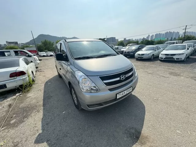 Hyundai Grand Starex 1, avtobaza.tj