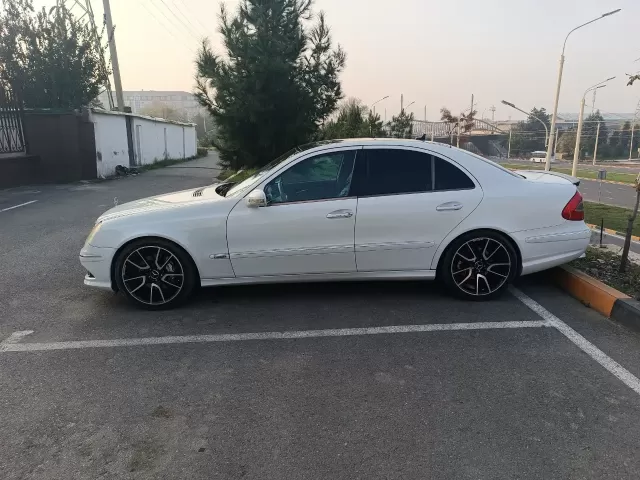 Mercedes-Benz E class 1, avtobaza.tj