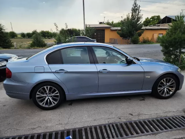 BMW 3 Series 320 1, avtobaza.tj