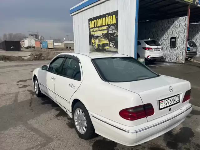Mercedes-Benz E class, 2001 1, avtobaza.tj