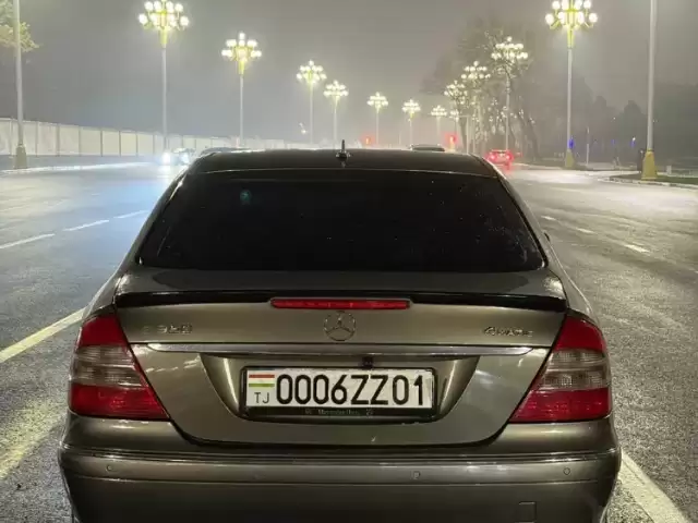 Mercedes-Benz E class, 2008 1, avtobaza.tj