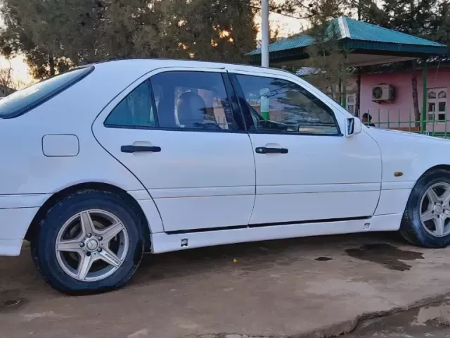 Mercedes-Benz 190 1, avtobaza.tj