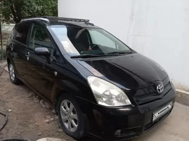 Toyota Verso 1, avtobaza.tj