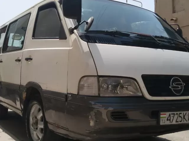 SsangYong Istana, 2000 1, avtobaza.tj