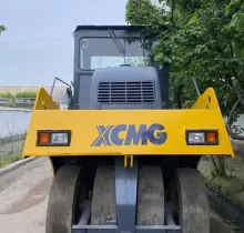 Каток Xcmg, 2004 в Бохтар (Курган-Тюбе)