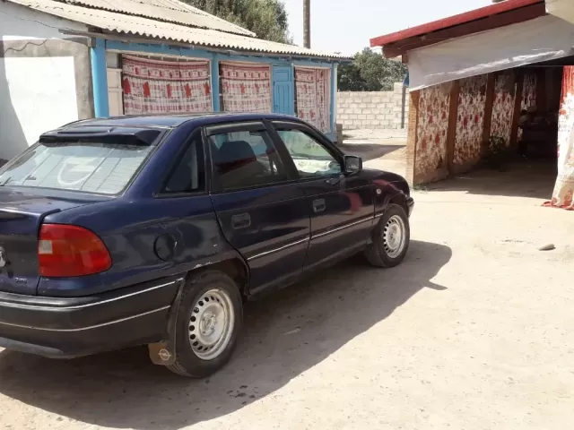 Opel Astra F 1, avtobaza.tj