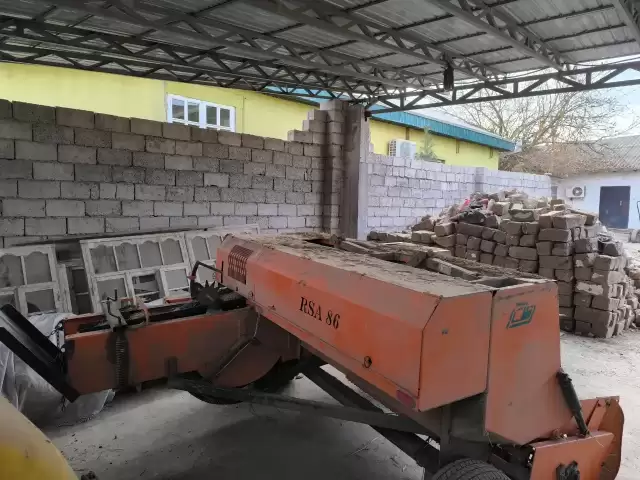 Трактор МТЗ, 2011 1, avtobaza.tj Трактор МТЗ, 2011 1, avtobaza.tj