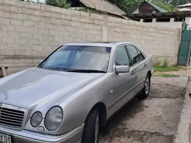 Mercedes-Benz E class, 1997 1, avtobaza.tj
