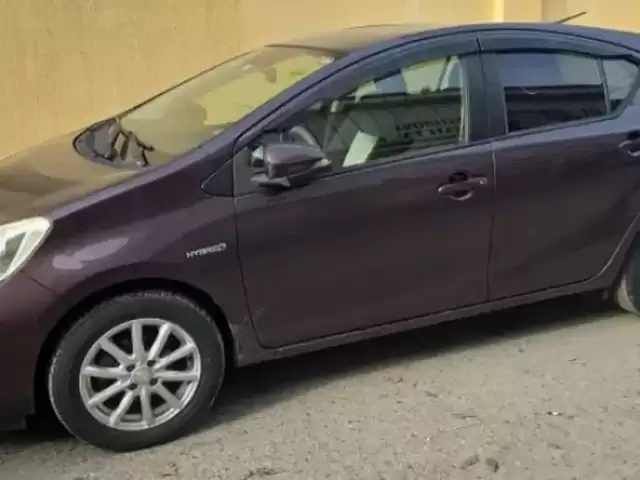 Toyota Aqua, 2014 1, avtobaza.tj