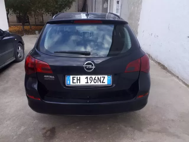 Opel Astra H, 2011 1, avtobaza.tj