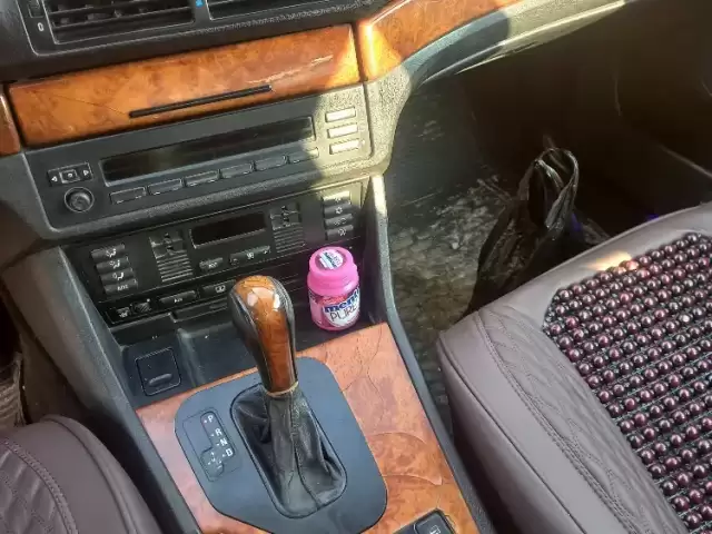 BMW 5 Series 520, 2000 1, avtobaza.tj