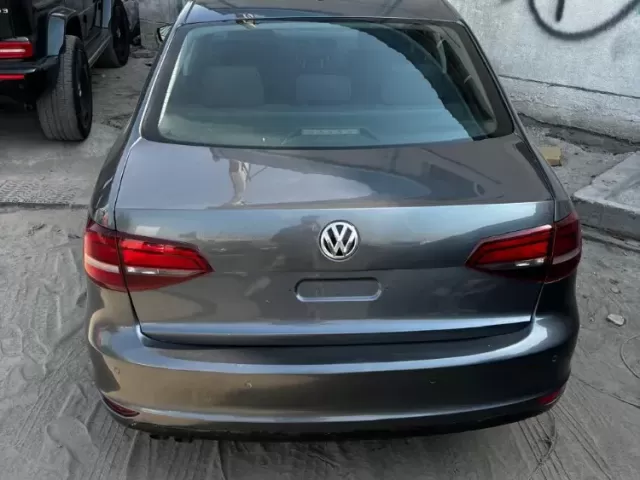 Volkswagen Polo 1, avtobaza.tj