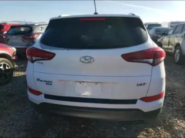 Hyundai Tucson 1, avtobaza.tj