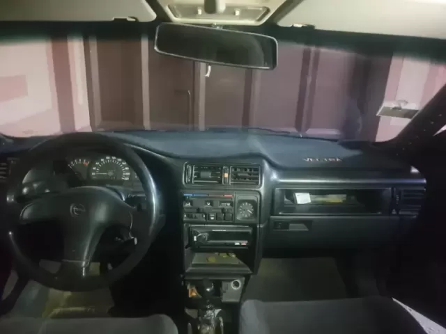 Opel Vectra A 1, avtobaza.tj