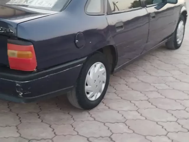 Opel Vectra A 1, avtobaza.tj