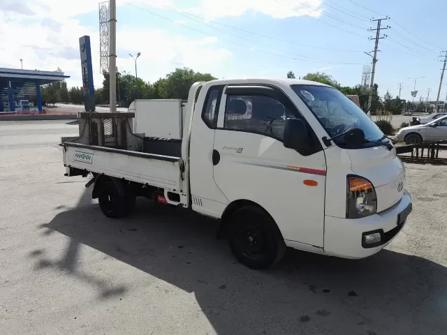 Hyundai Porter 1, avtobaza.tj